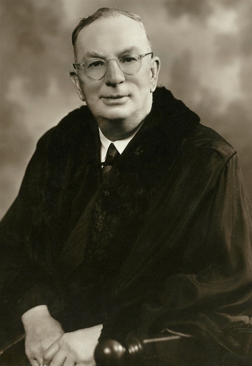 Portrait Photograph of Mayor Philip Claridge.jpg